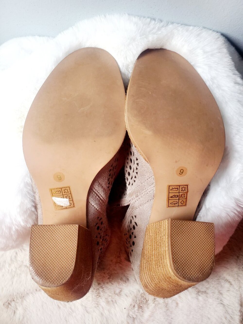 Jeffrey Campbell Perforated Suede Ankle Boots Tan Boho Western Coastal Cowgirl 9 - Picture 11 of 14